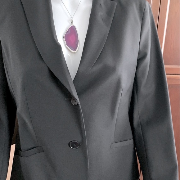 Talbots brand black fine wool classic & chique blazer & pants 2 Pc suit US 8 - Picture 5 of 16